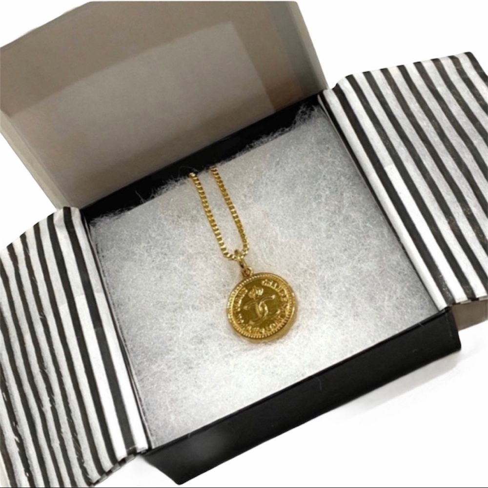 VINTAGE CHANEL Coco Mark Coin Gold Pendant w Free Gold Filled Chain
